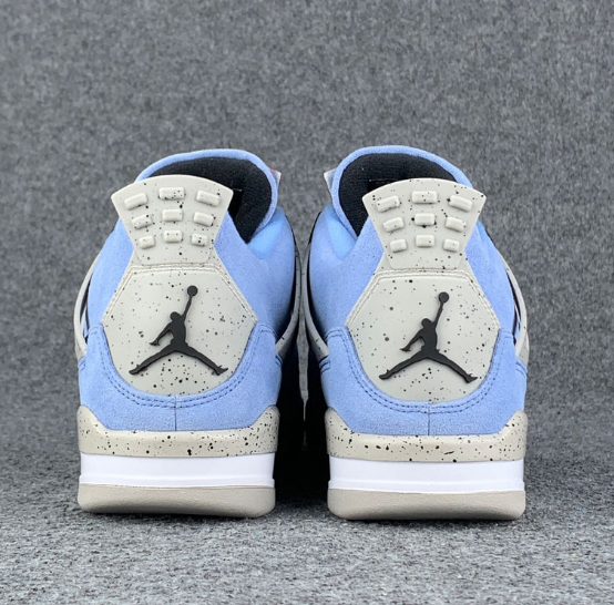 Air Jordan 4 Retro – University Blue