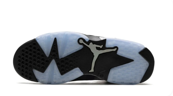 Air Jordan 6 Retro Chrome 2022$138