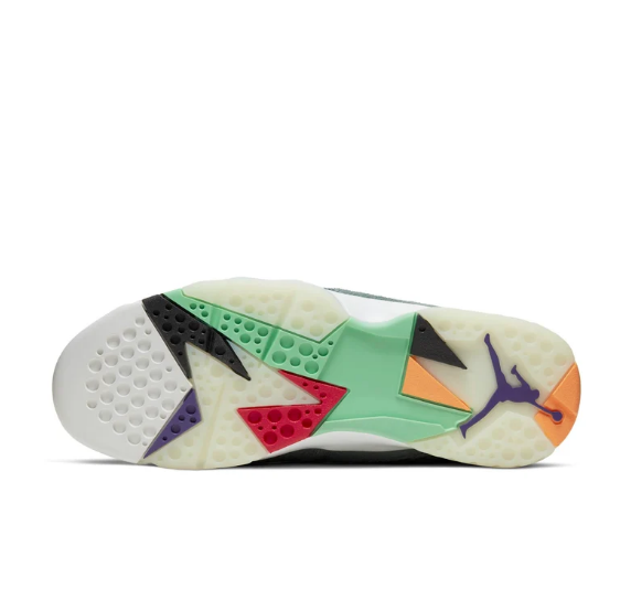 Air Jordan 7 Retro – Neutral Grey (CT8528-002)