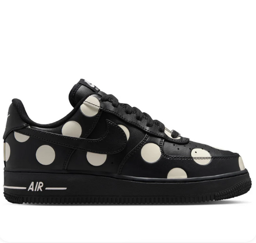 (WMNS) Nike Air Force 1 '07 – Black / Sail (IR8647-001)